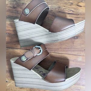 Blowfish 3.5”  wedge Brown Leather Strap Heels Size 9 Boho  Normcore Sandals
